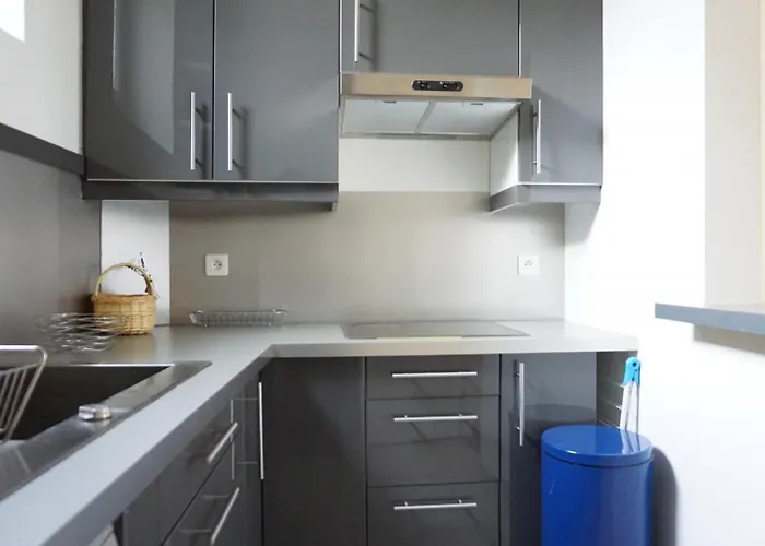 Elegant Saint Germain *